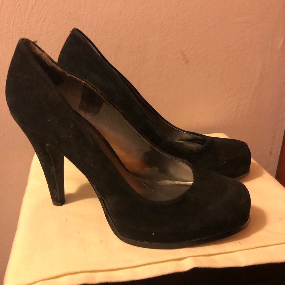 Nine West black suede stilettos size 9 medium.